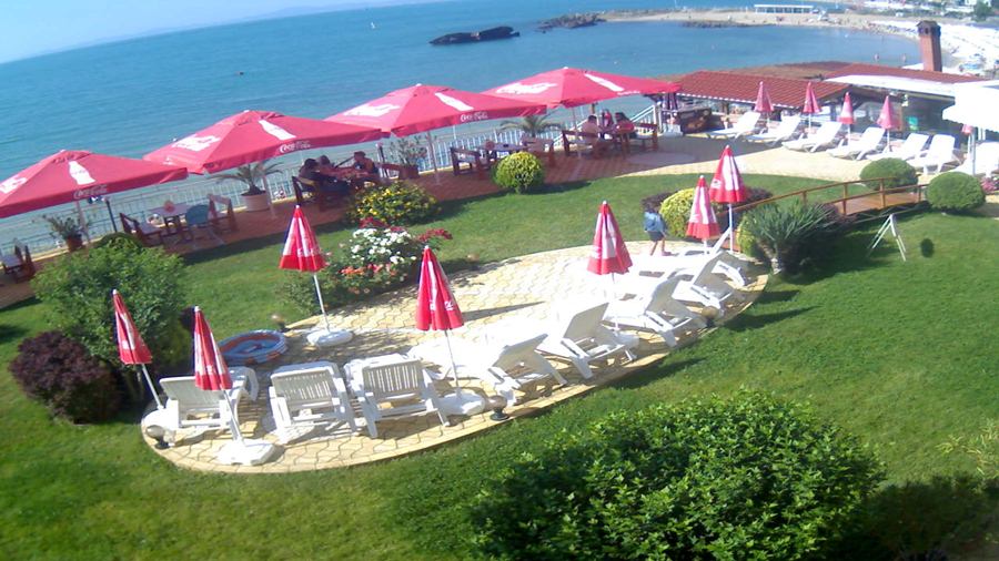 Равда уеб камера, времето, курорт на Черно море, до Несебър от хотел 'Елеганс', басейн, плаж, на живо