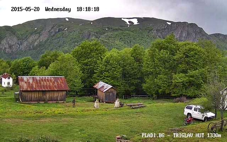 xижа Триглав времето уеб камера на живо Калоферска планина, масив Триглав, live online camera