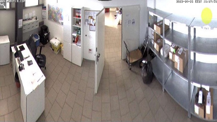 Варна, магазини офис склад, бизнес на живо, онлайн камерите кв. 'Младост' live webcam